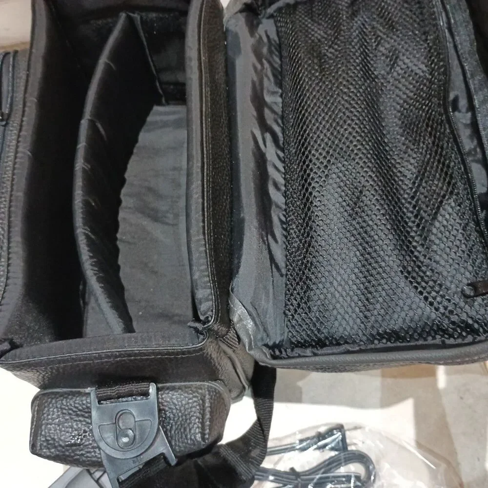 JVC GR-AX800 Compact VHS Video Camcorder With Case 3 Tapes Remote Battery Etc